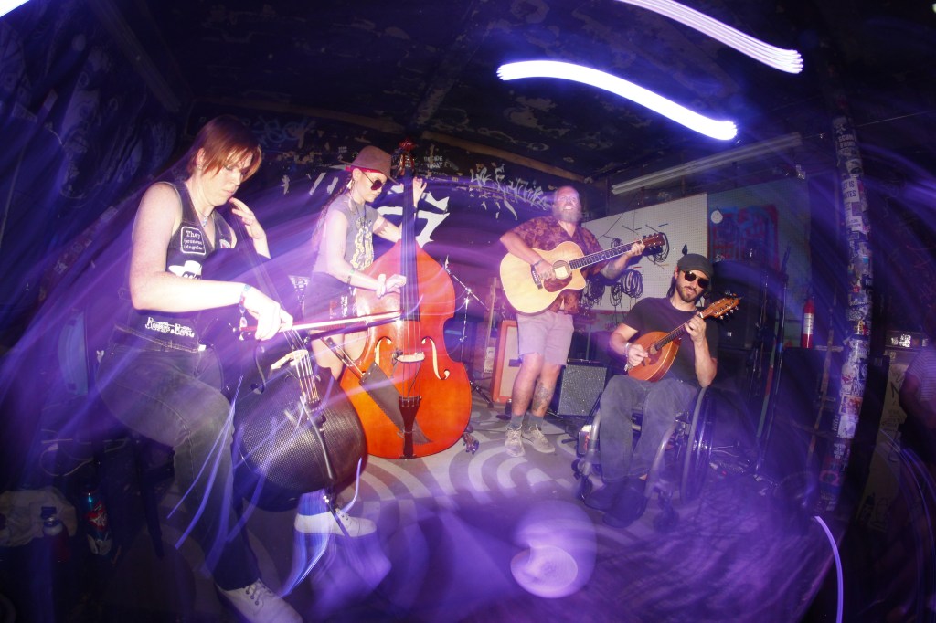 Fables of the fall performs at Compost Heap Festival, July, 2026. Photo by Mahkne. 